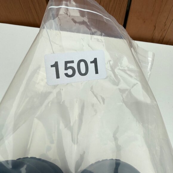 Crocs Bistro Black Slip Resistant Clogs W10 - Picture 9 of 9